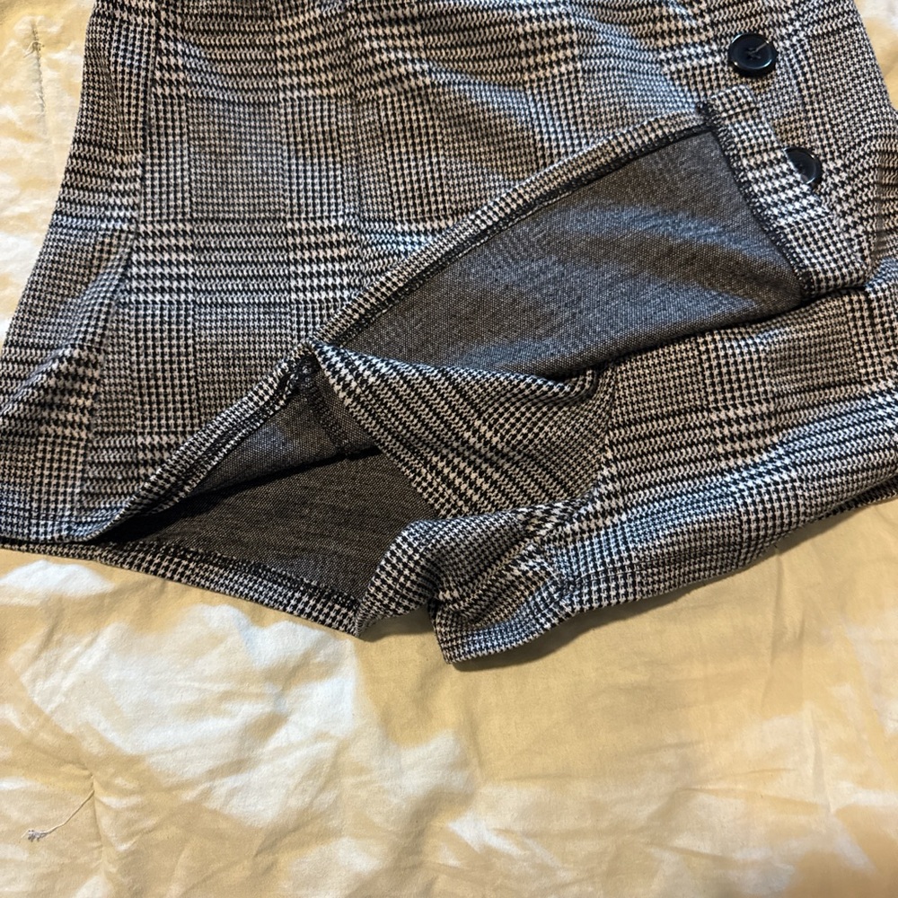 plaid skort - Picture 2 of 3